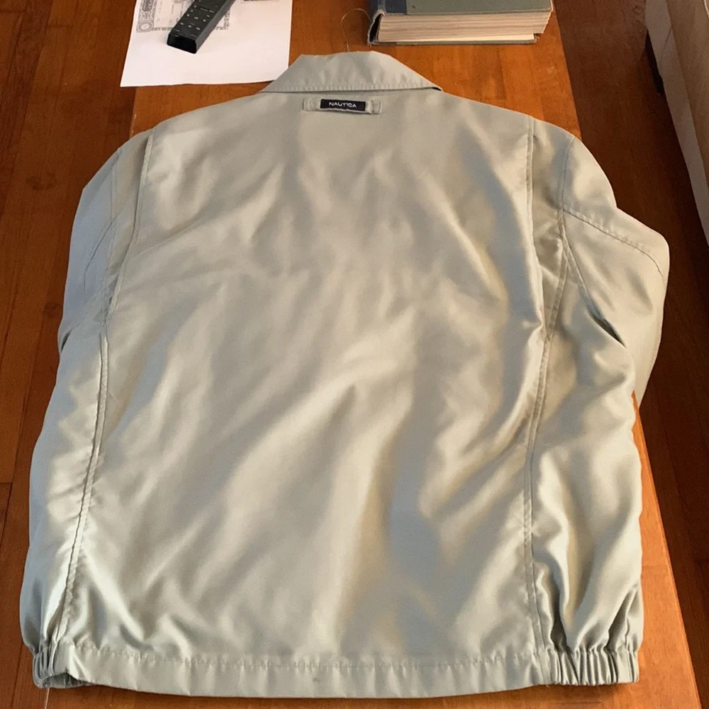 Spring/fall jacket like new - Picture 3 of 4